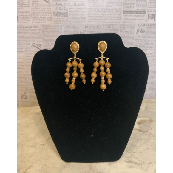 Capucine De Wulf Chandelier Wood Earrings - Picture 6 of 9